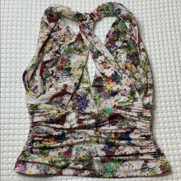 Floral halter top - Picture 4 of 7
